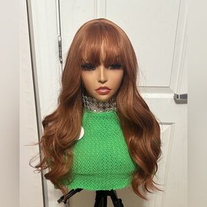 4 synthetic wigs